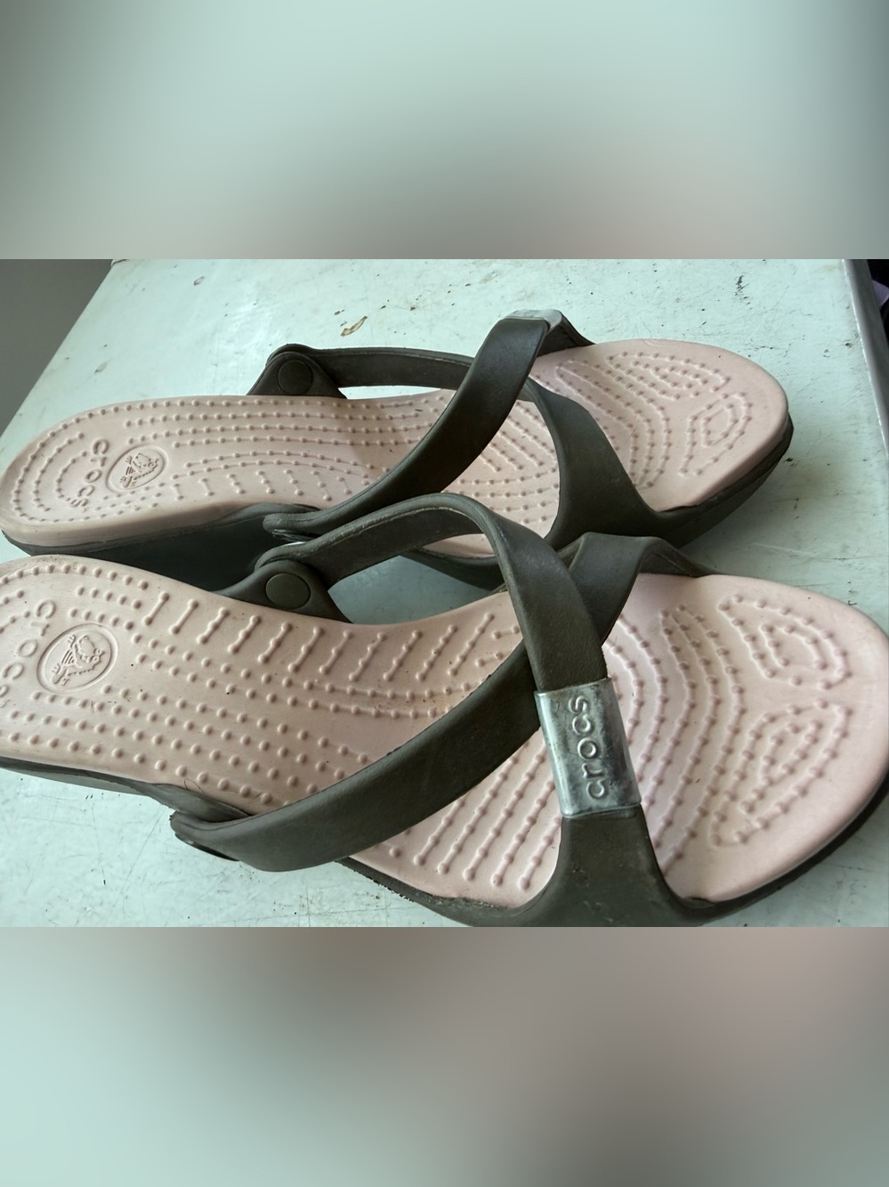 Crocs Cyprus Wedge Sandals Brown Pink Comfort Heels Women’s Size 7 - Picture 2 of 11
